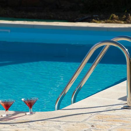 Red Villa Нидри Екстериор снимка