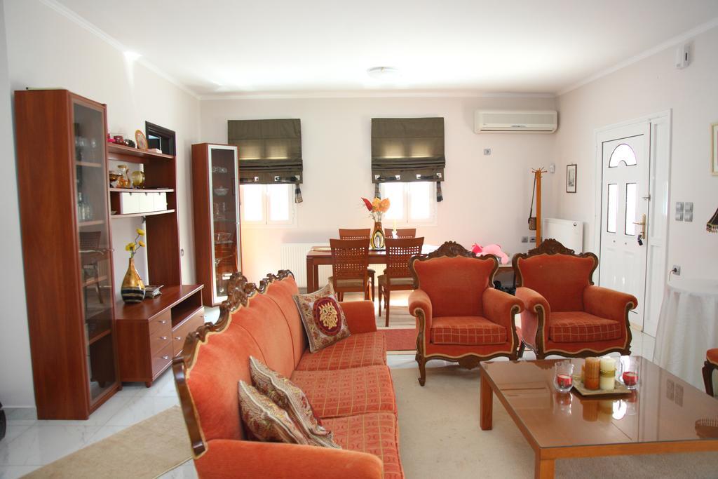 Red Villa Нидри Екстериор снимка